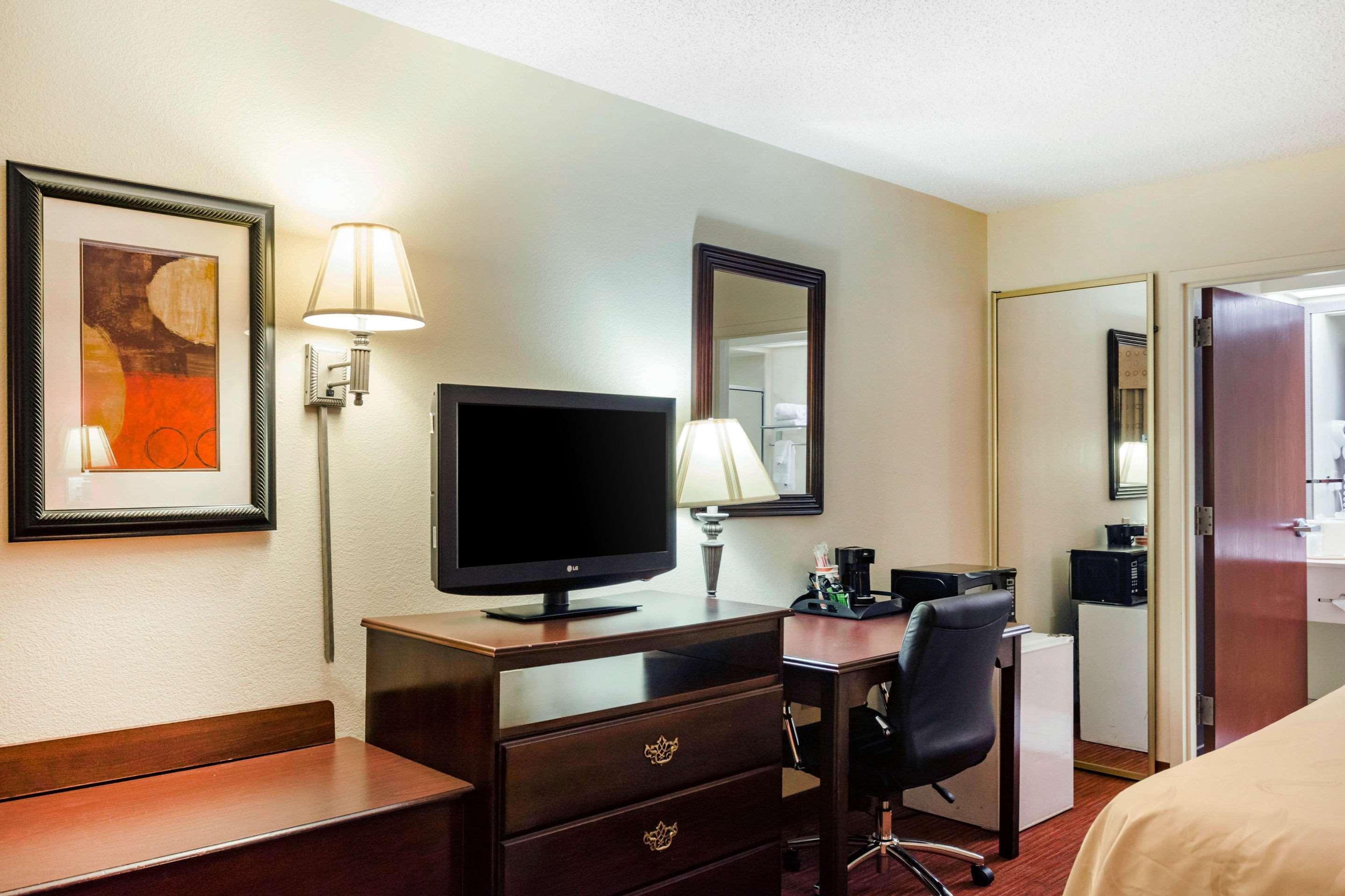 Quality Inn Albany Exterior photo
